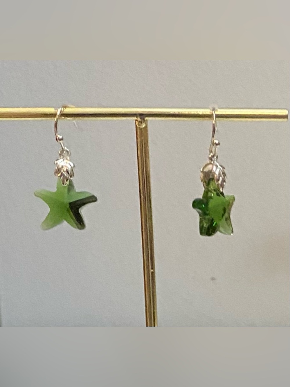 Green Star Glass Dangle Earrings - Unbranded